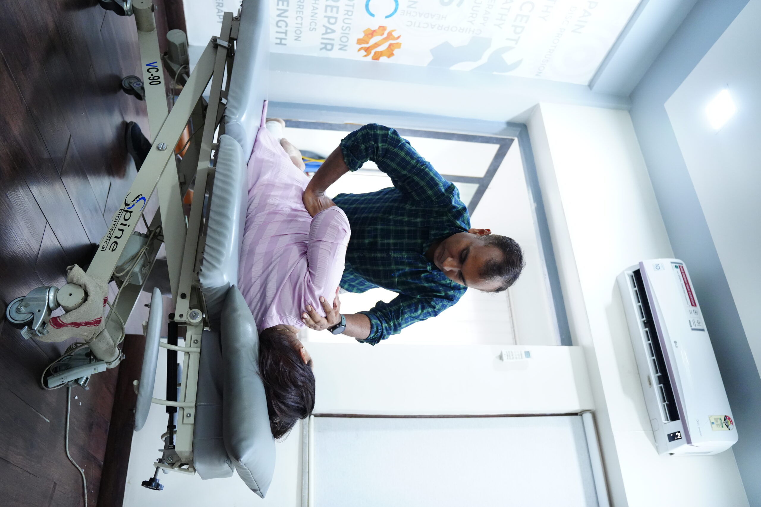Chiropractor in hadapsar